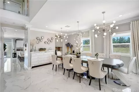 Dining - 31291 Tommy, Temecula, CA 92591 photo 4 of 6