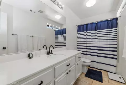 Bath - 3256 Stargate Dr, Corona, CA 92882 photo 4 of 5