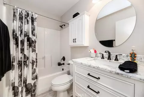 Bath - 3256 Stargate Dr, Corona, CA 92882 photo 2 of 5