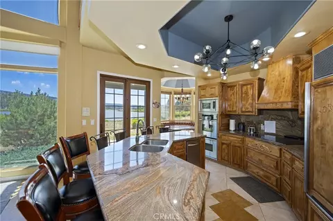 42413 Bear Loop, Big Bear City, CA 92314 photo 10
