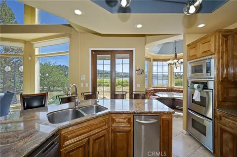 42413 Bear Loop, Big Bear City, CA 92314 photo 11