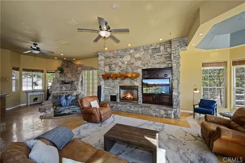 42413 Bear Loop, Big Bear City, CA 92314 photo 14