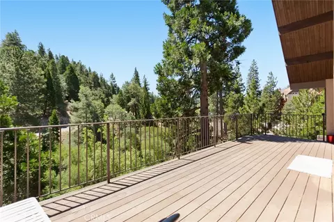 Exterior - 801 Brentwood, Lake Arrowhead, CA 92352 photo 3 of 9