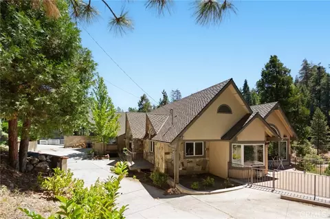 Exterior - 801 Brentwood, Lake Arrowhead, CA 92352 photo 1 of 9