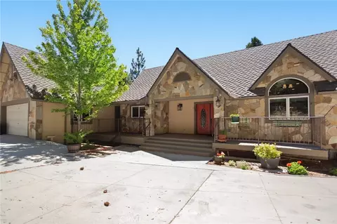 Exterior - 801 Brentwood, Lake Arrowhead, CA 92352 photo 6 of 9