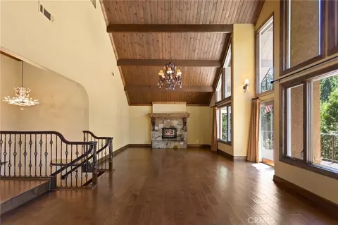 Living - 801 Brentwood, Lake Arrowhead, CA 92352 photo 2 of 7