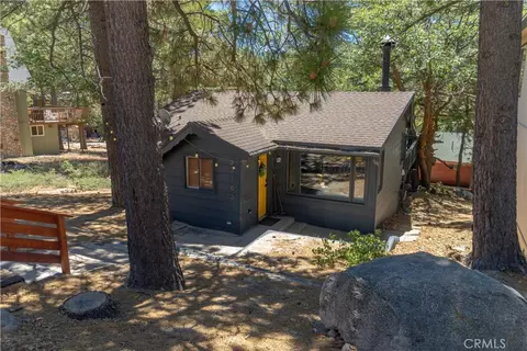 33163 Holcomb Crk, Green Valley Lake, CA 92341