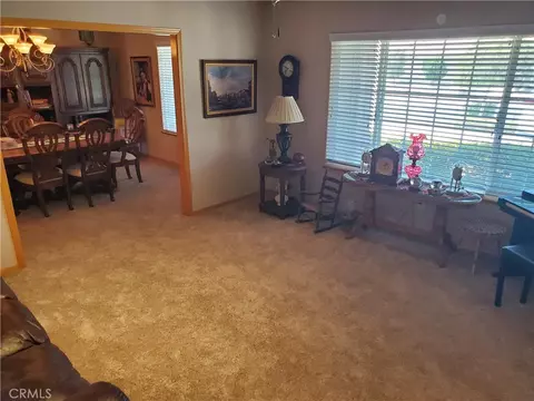 Living - 19801 Eyota, Apple Valley, CA 92308 photo 2 of 3