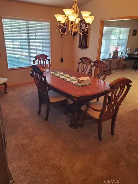Dining - 19801 Eyota, Apple Valley, CA 92308 photo 2 of 4