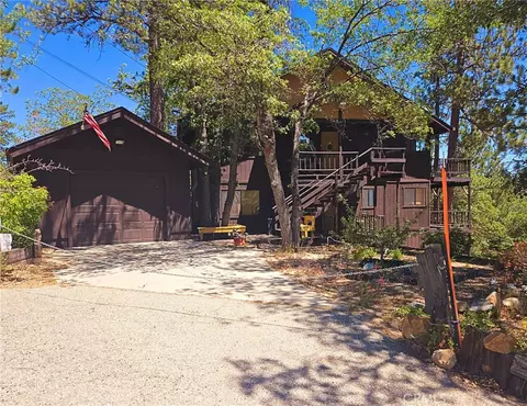 41620 Thrush Ct, Big Bear Lake, CA 92315