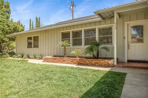 Exterior - 940 Carob, Redlands, CA 92373 photo 1 of 9