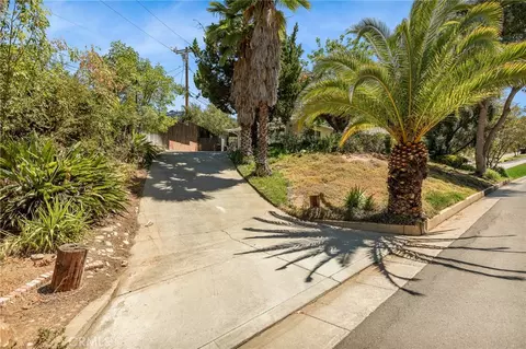 Exterior - 940 Carob, Redlands, CA 92373 photo 3 of 9