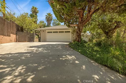 Exterior - 940 Carob, Redlands, CA 92373 photo 4 of 9