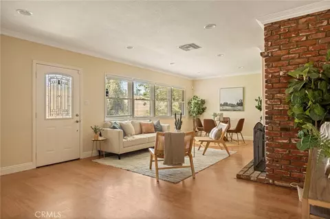 Living - 940 Carob, Redlands, CA 92373 photo 4 of 7