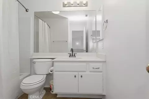 Bath - 4115 Bennett, Corona, CA 92883 photo 2 of 2