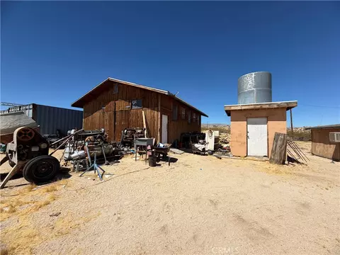 4978 Oleta, Landers, CA 92285 photo 3