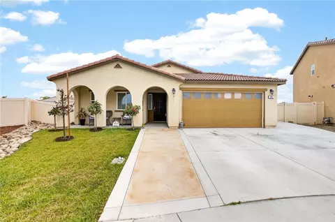 693 Rose Thorn, San Jacinto, CA 92582