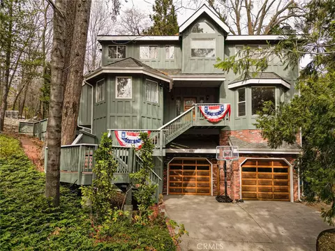 Exterior - 27516 W W Shr, Lake Arrowhead, CA 92352 photo 2 of 4