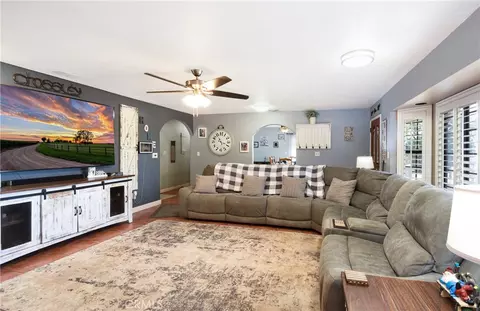 Living - 1529 Olive, Ramona, CA 92065 photo 1 of 1