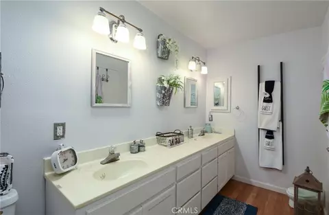 Bath - 1529 Olive, Ramona, CA 92065 photo 4 of 5