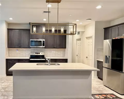 Kitchen - 27108 Oncore, Menifee, CA 92585 photo 2 of 3