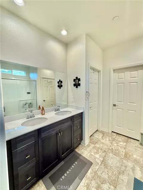Bath - 27108 Oncore, Menifee, CA 92585 photo 1 of 4