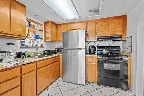 Kitchen - 243 W C St, Colton, CA 92324 photo 3 of 4