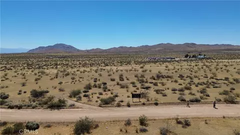 0 Short, Apple Valley, CA 92307 photo 2