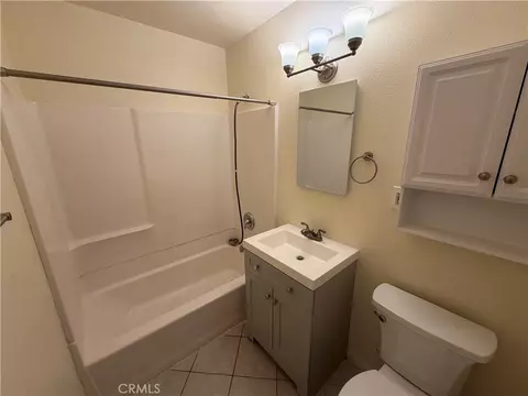Bath - 3000 Carl, Riverside, CA 92507 photo 1 of 3