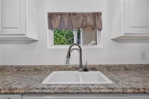 Kitchen - 34119 Avenue I, Yucaipa, CA 92399 photo 9 of 9