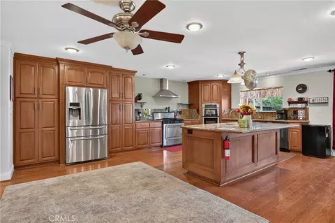 Kitchen - 34119 Avenue I, Yucaipa, CA 92399 photo 1 of 9