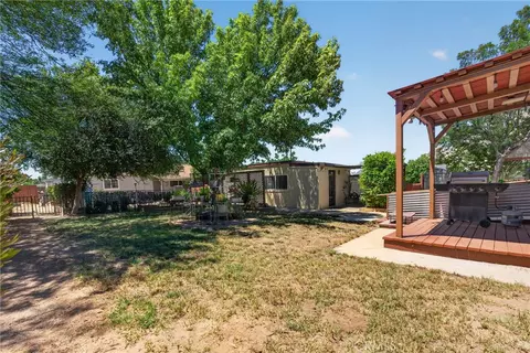 Exterior - 34119 Avenue I, Yucaipa, CA 92399 photo 4 of 12