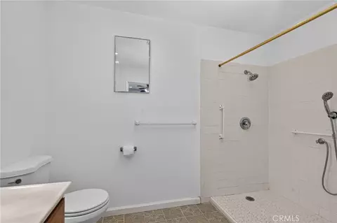 Bath - 34119 Avenue I, Yucaipa, CA 92399 photo 6 of 9