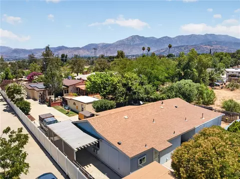 View/Area - 34119 Avenue I, Yucaipa, CA 92399 photo 5 of 8