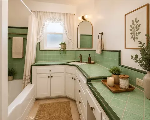 Bath - 417 E Cornell, Rialto, CA 92376 photo 1 of 4
