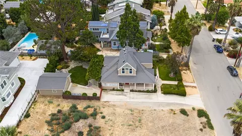 View/Area - 711 Chestnut, Redlands, CA 92373 photo 2 of 3