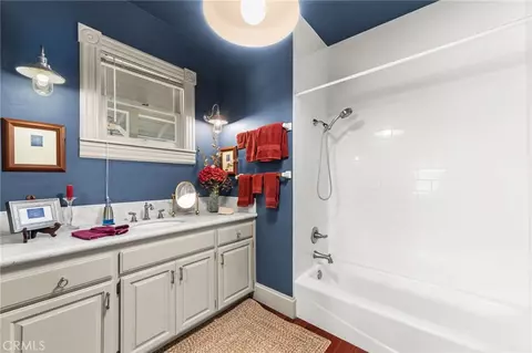 Bath - 711 Chestnut, Redlands, CA 92373 photo 1 of 2