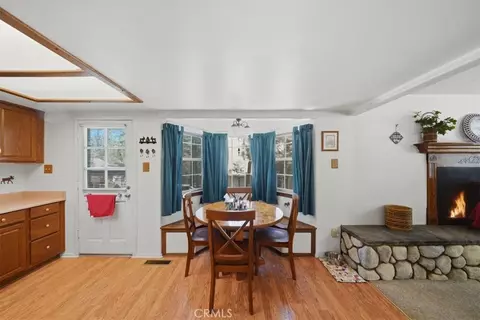 Dining - 368 Imperial, Sugarloaf, CA 92386 photo 1 of 1