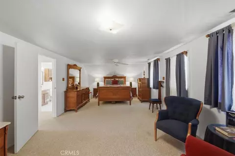 Bedroom - 368 Imperial, Sugarloaf, CA 92386 photo 3 of 9