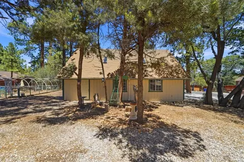 Exterior - 368 Imperial, Sugarloaf, CA 92386 photo 6 of 6