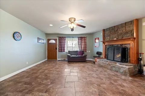 Living - 13285 Mesquite Rd, Apple Valley, CA 92308 photo 1 of 2
