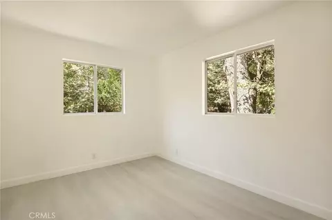 Bedroom - 1207 Aleutian, Lake Arrowhead, CA 92352 photo 2 of 7
