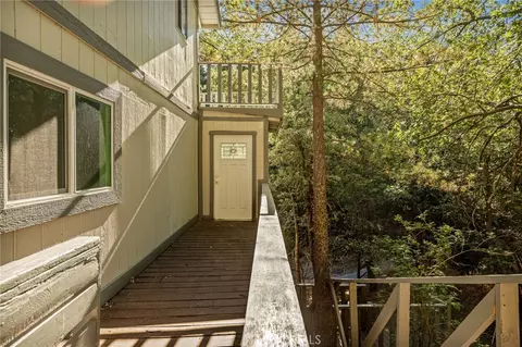 Exterior - 1207 Aleutian, Lake Arrowhead, CA 92352 photo 2 of 2