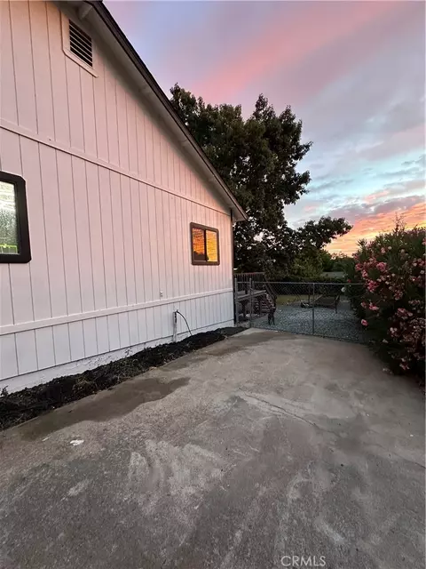 Exterior - 20410 Walnut, Sonora, CA 95370 photo 5 of 6