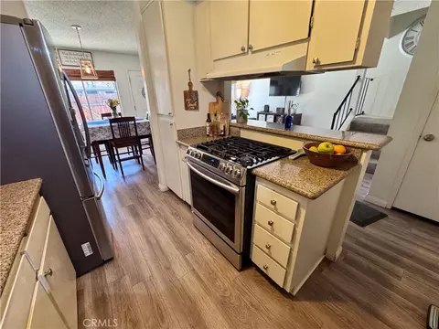 Kitchen - 4877 Jackson St #B, Riverside, CA 92503 photo 2 of 3