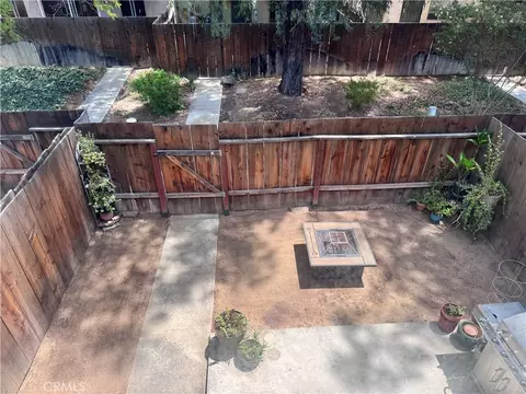 Exterior - 4877 Jackson St #B, Riverside, CA 92503 photo 6 of 18