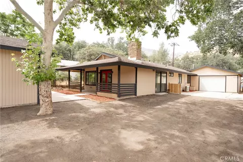 202 Woodland Dr, Wofford Heights, CA 93285