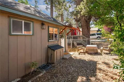 Exterior - 659 Lintner Rd, Big Bear Lake, CA 92315 photo 4 of 4
