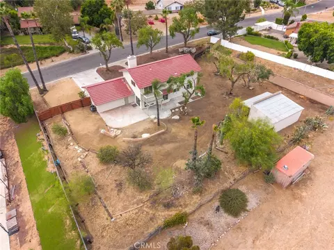 View/Area - 10880 Valley Dr, Riverside, CA 92505 photo 3 of 4