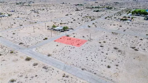 2464 Sea Fair, Thermal, CA 92274 photo 3